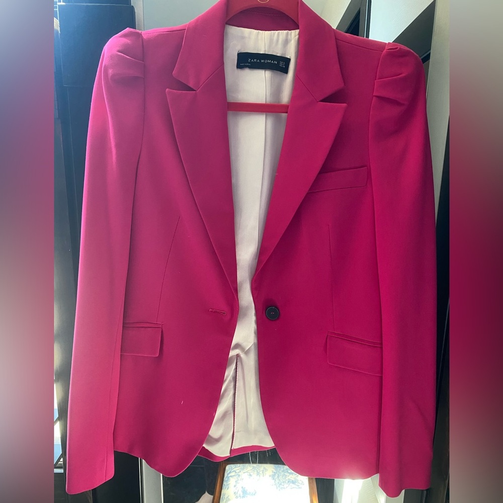 Zara Pink Blazer with Should Pad Size Small